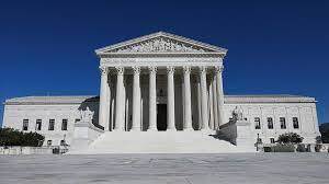 المحكمة العليا الأمريكية تنظر في طلب نقل نزاع من القضاء الى التحكيم
