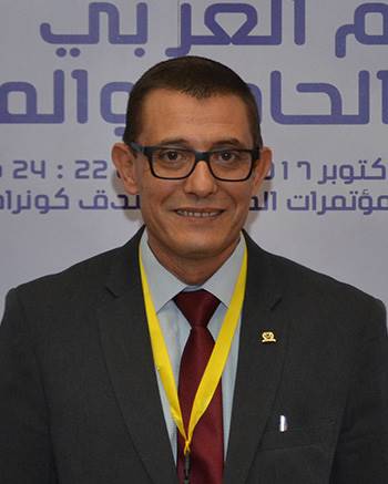 المحامى الدكتور مصطفى بونجة
